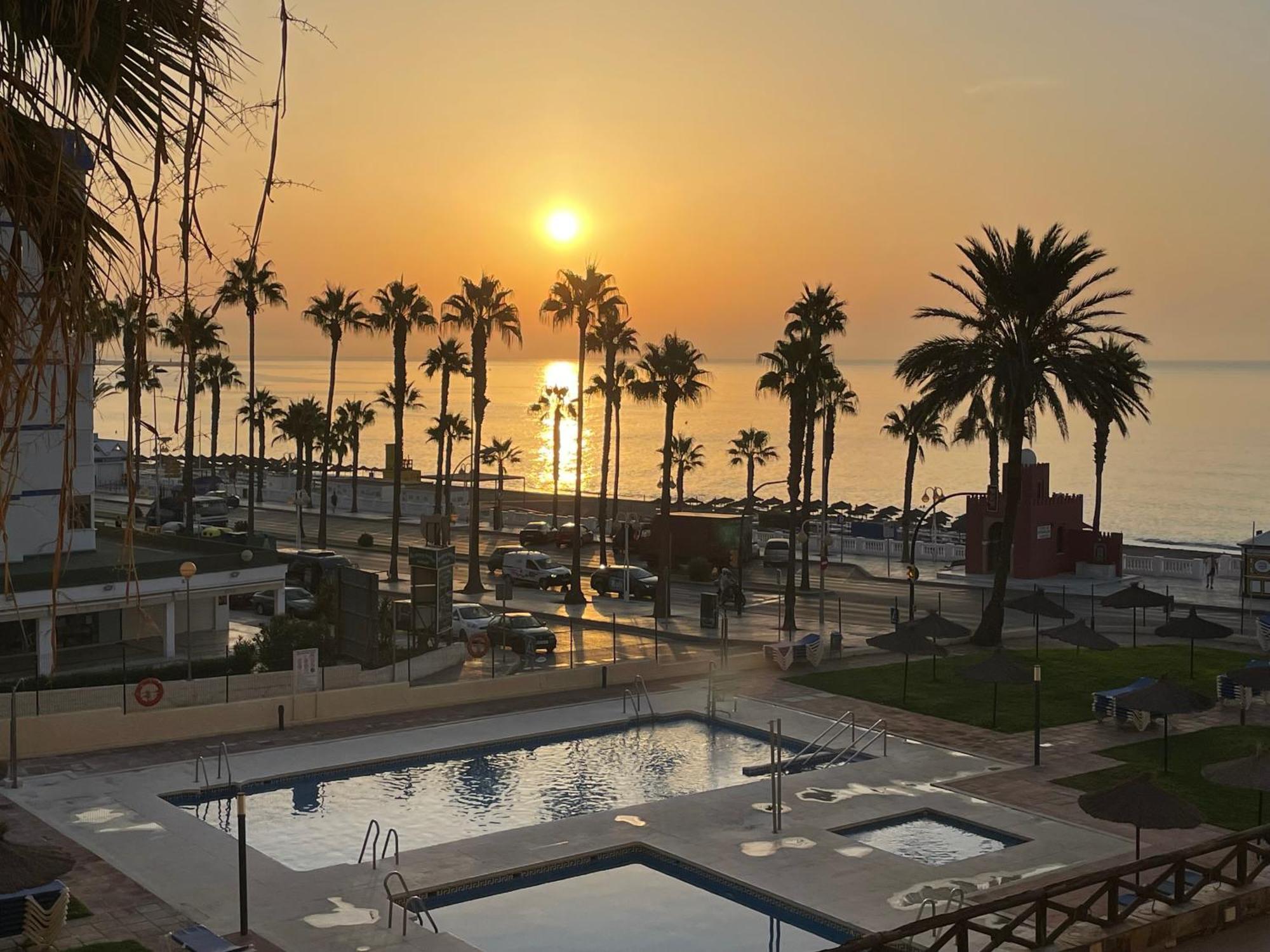 شقة Aloha Playa Vistas Al Mar بينالماذينا المظهر الخارجي الصورة